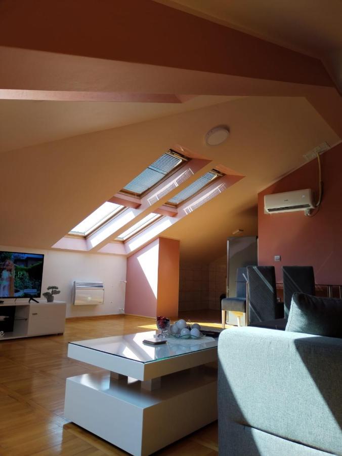 Loft Apartman Jagodina Extérieur photo